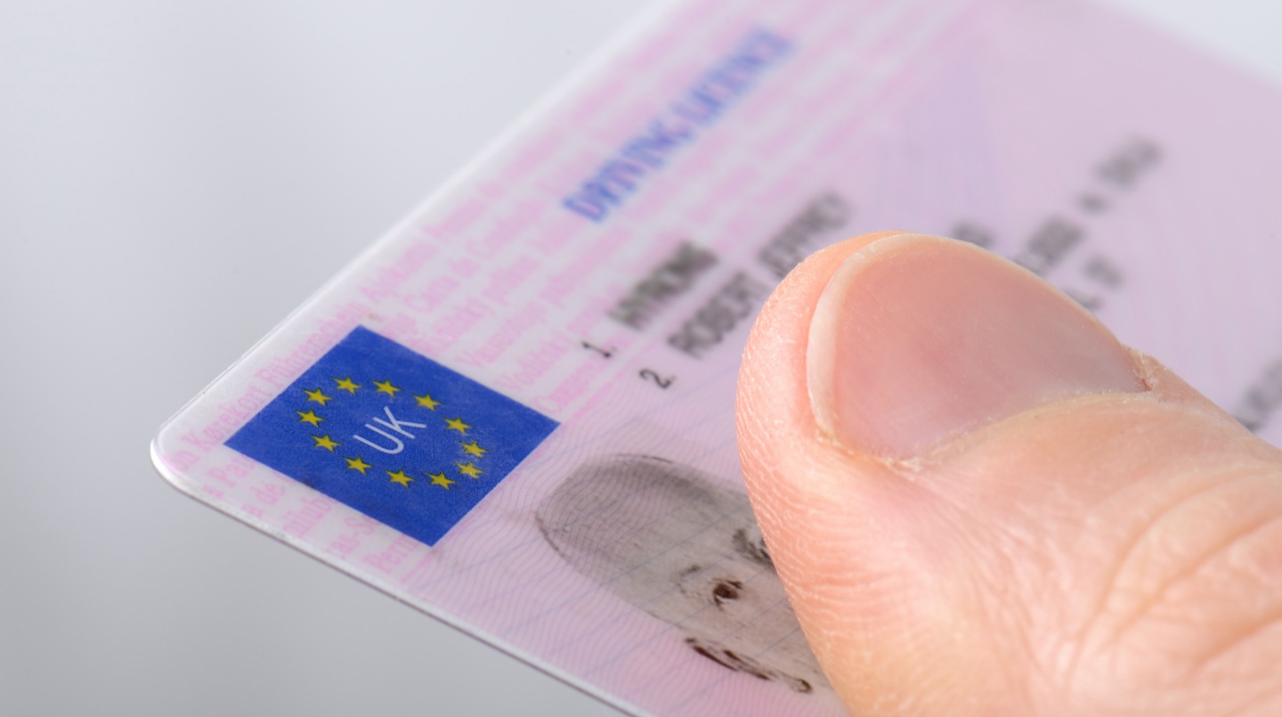 licence_slide_2